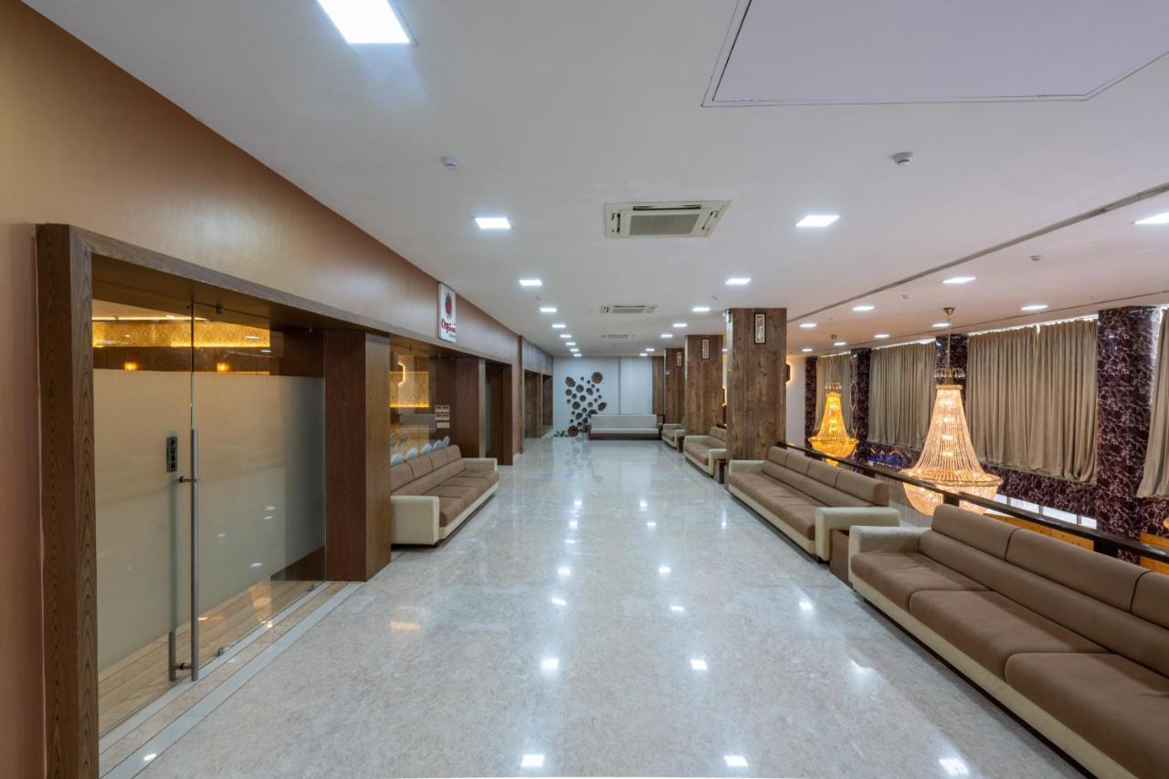 Jalashray Resort Nadiad Bagian luar foto
