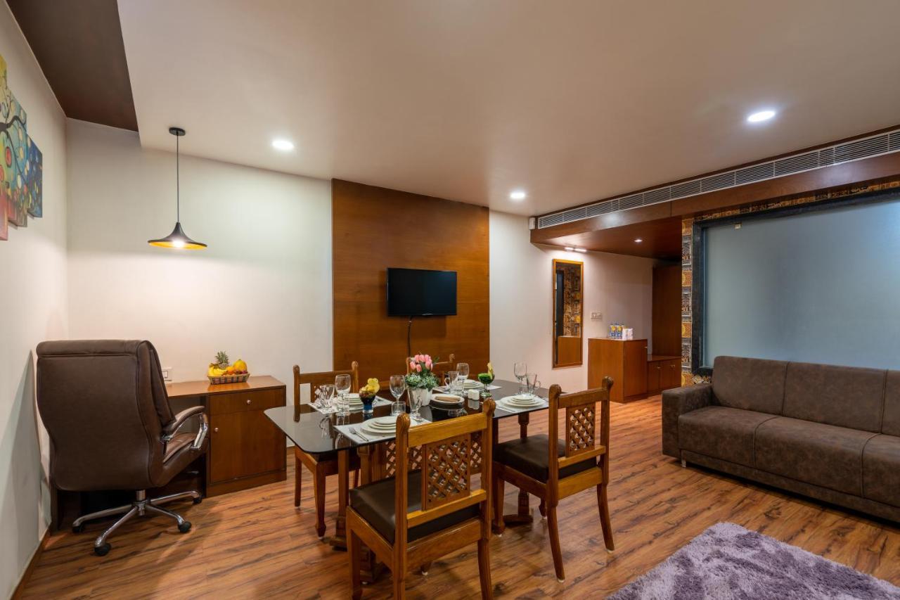 Jalashray Resort Nadiad Bagian luar foto