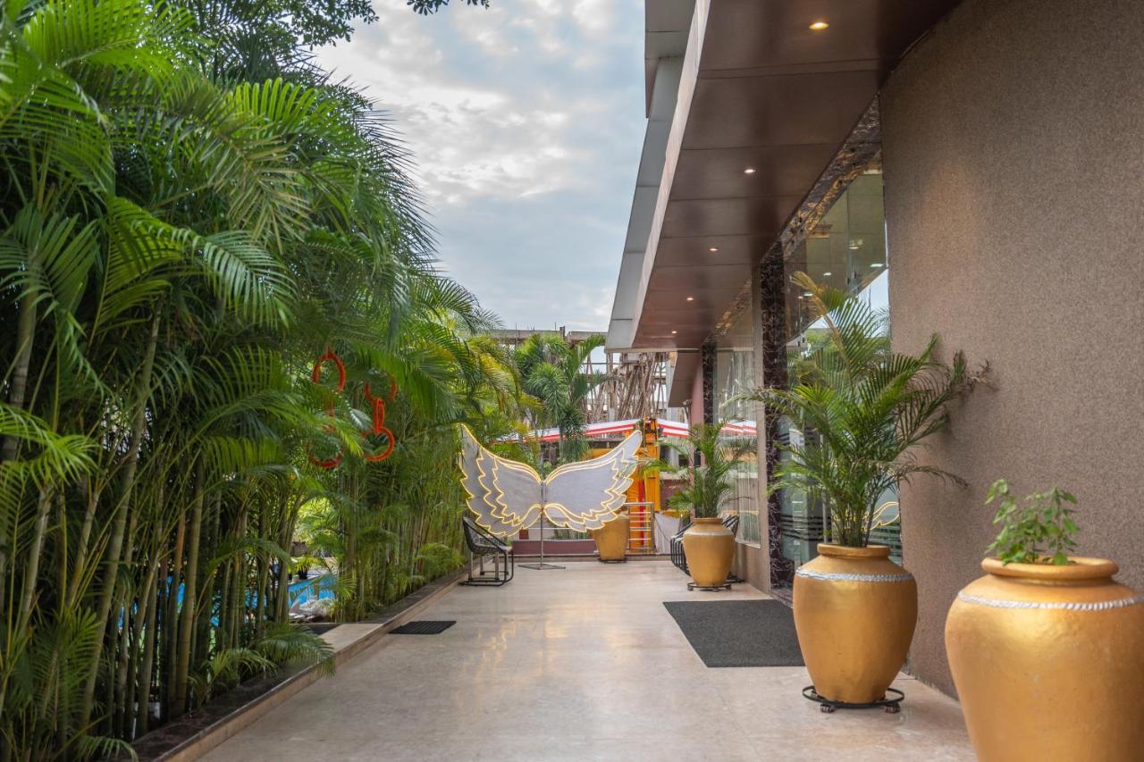Jalashray Resort Nadiad Bagian luar foto