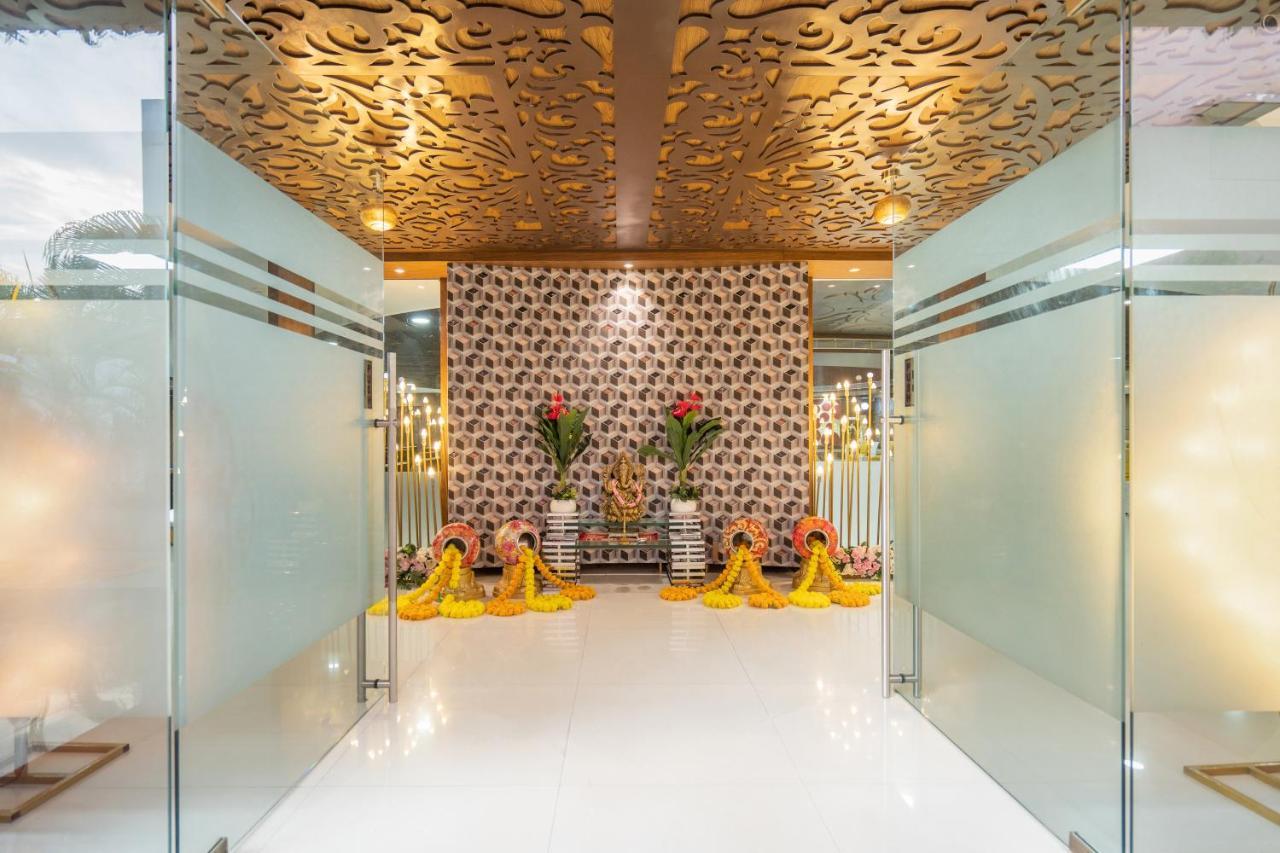 Jalashray Resort Nadiad Bagian luar foto